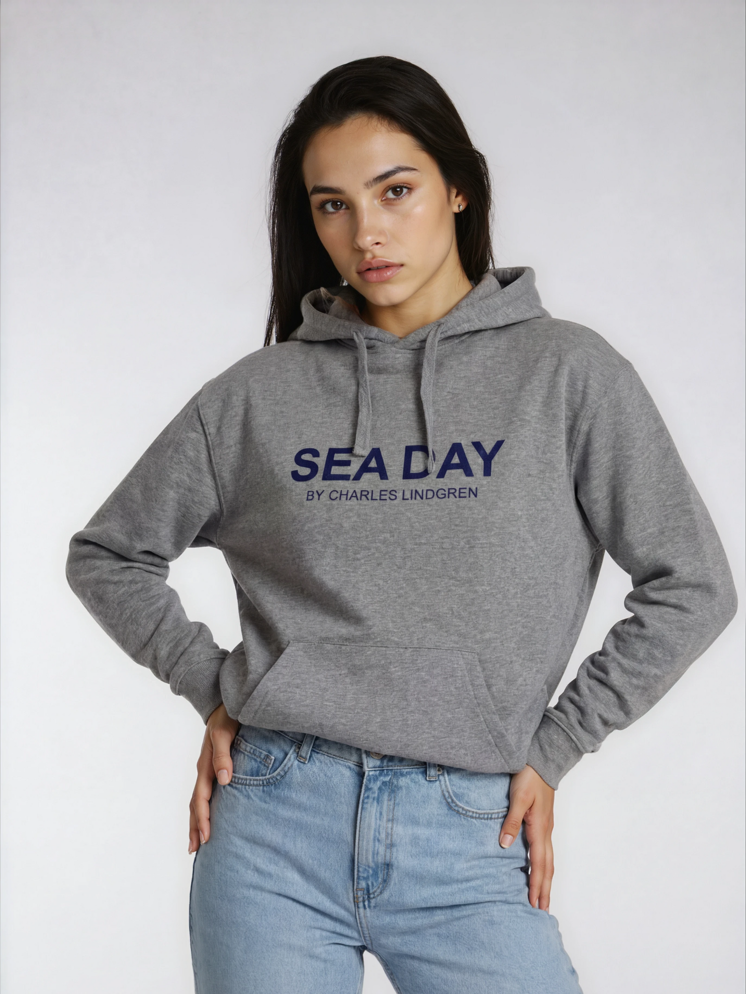 SEA_DAY_Hoodie_Grau_Damen_vorne