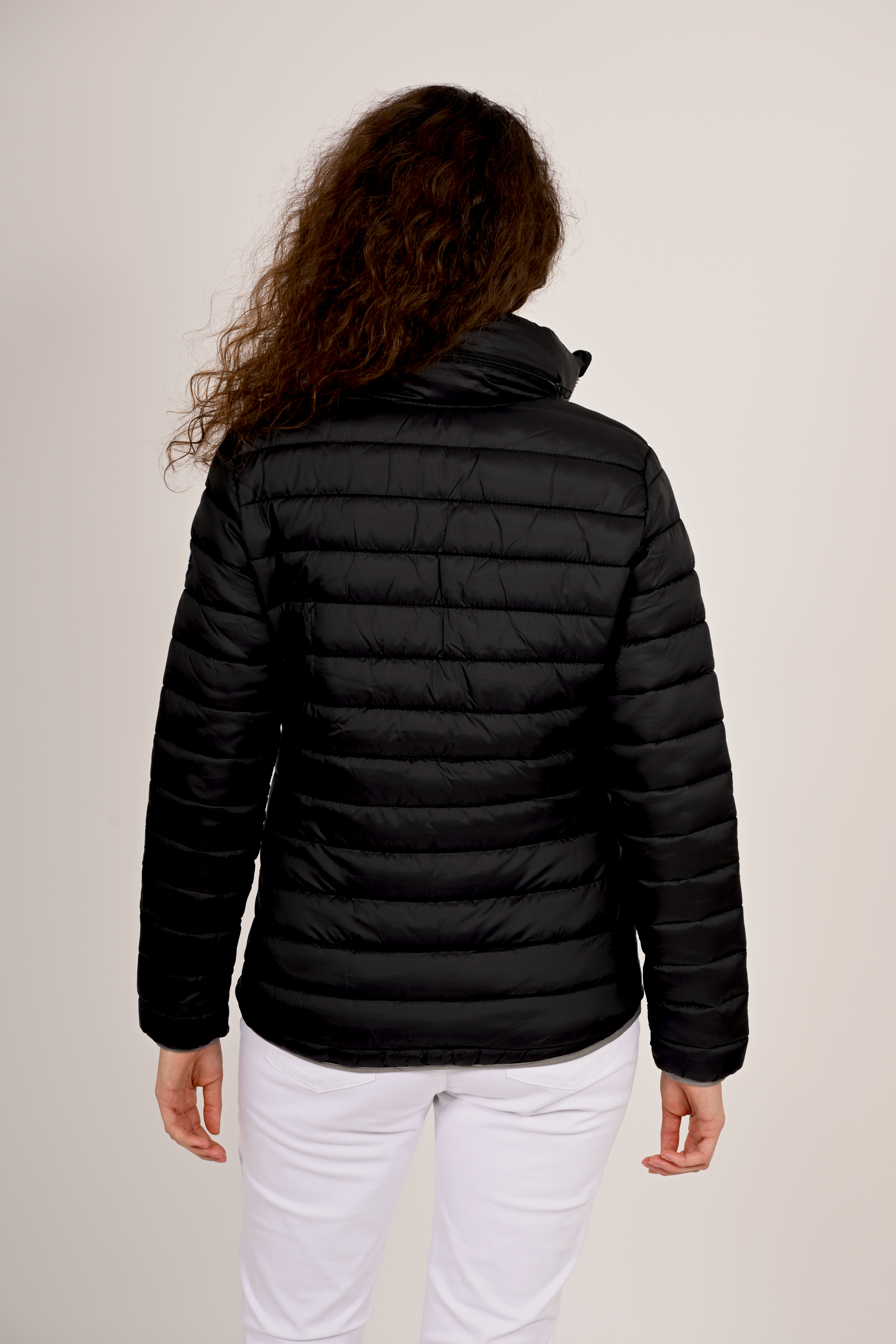 Charles Lindgren offiziell Steppjacke „Eos“ Schwarz hinten