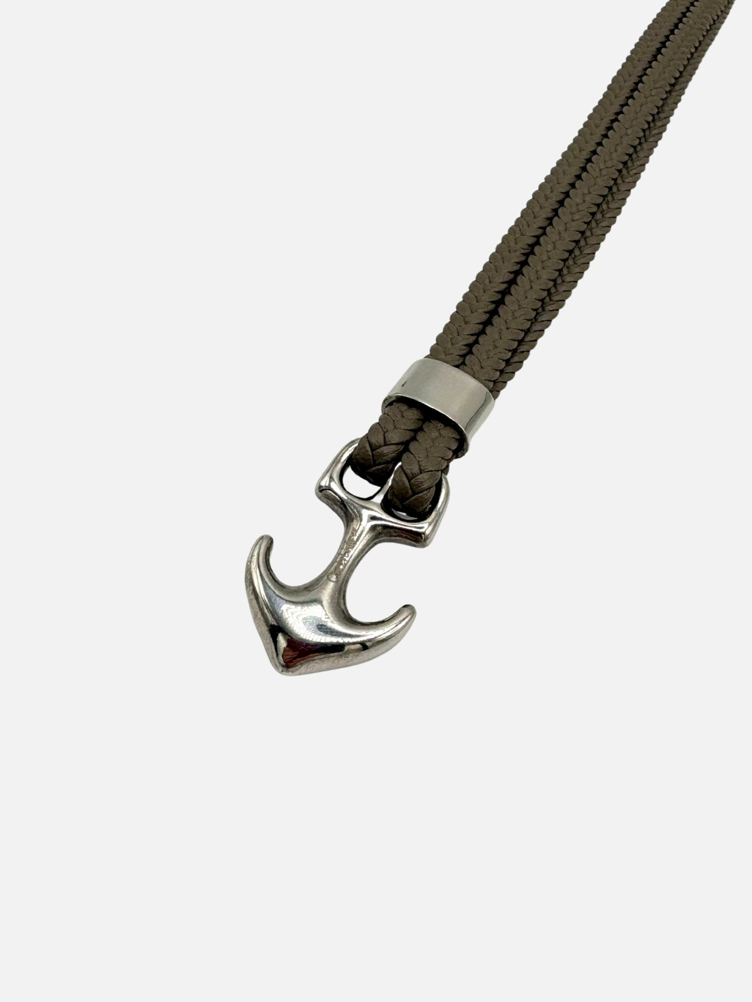 Armband grau silber nah