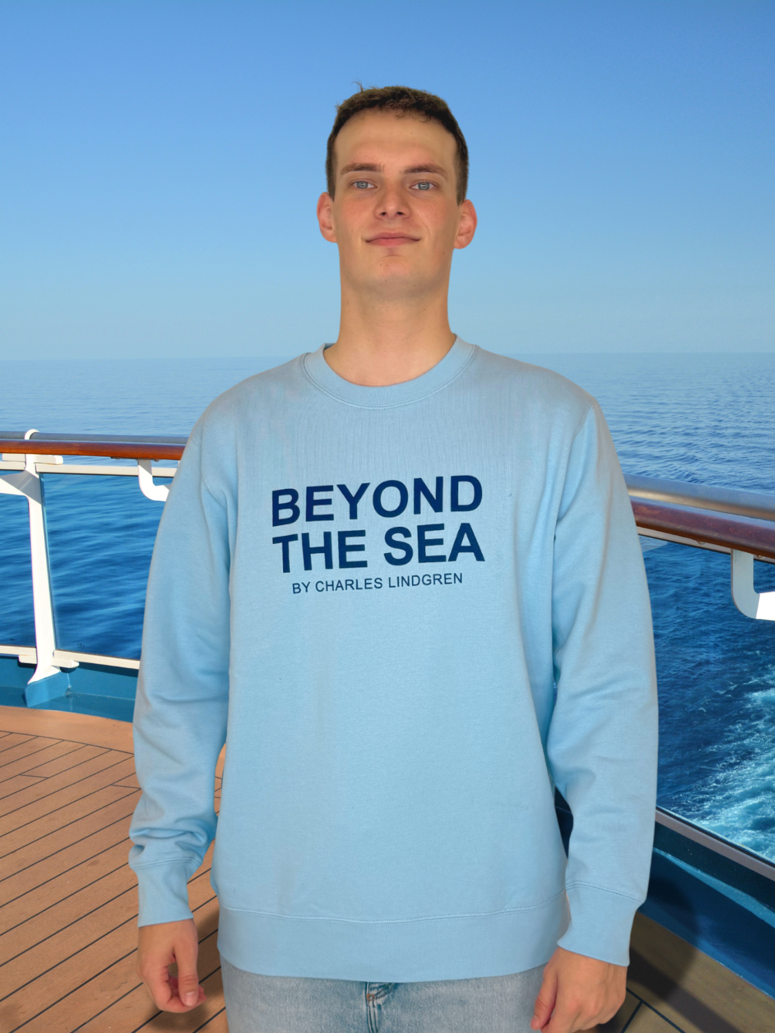 Charles Lindgren® – Herren & Unisex Sweatshirt „Beyond the Sea“ in Babyblau