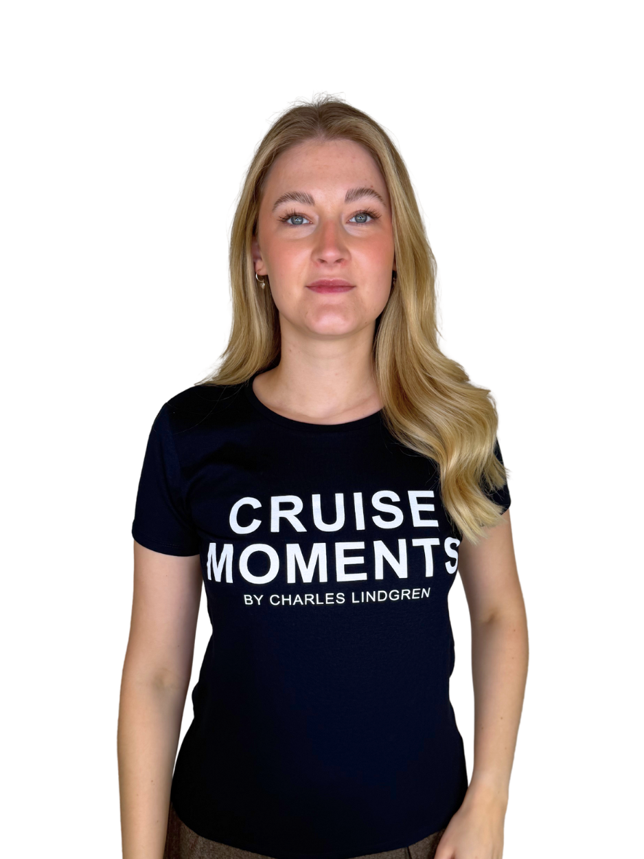 CRUISE MOMENTS T-Shirt Navy Damen Charles Lindgren offiziell vorne