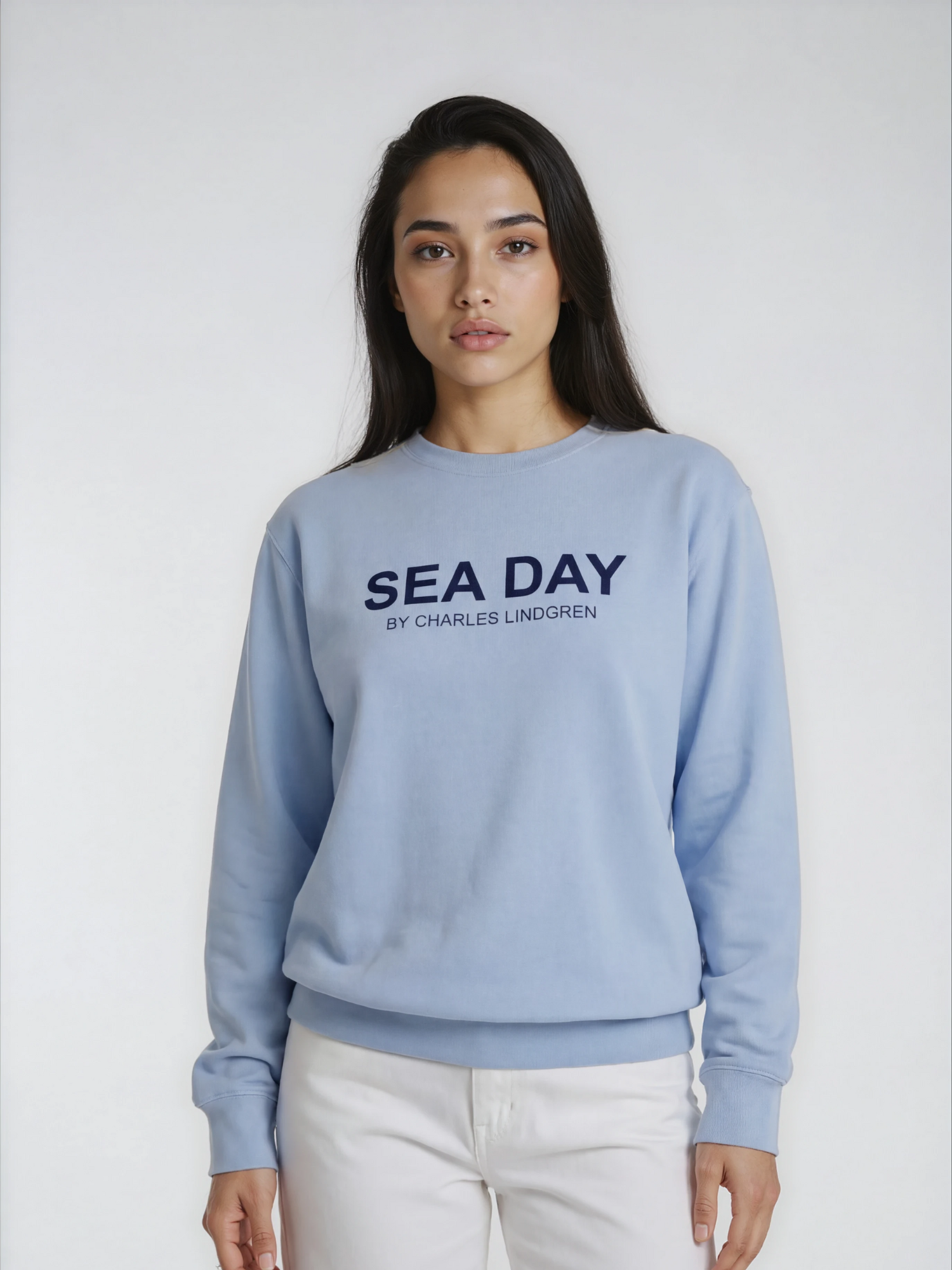 Charles Lindgren® – Damen & Unisex Sweatshirt „Sea Day“ in Babyblau
