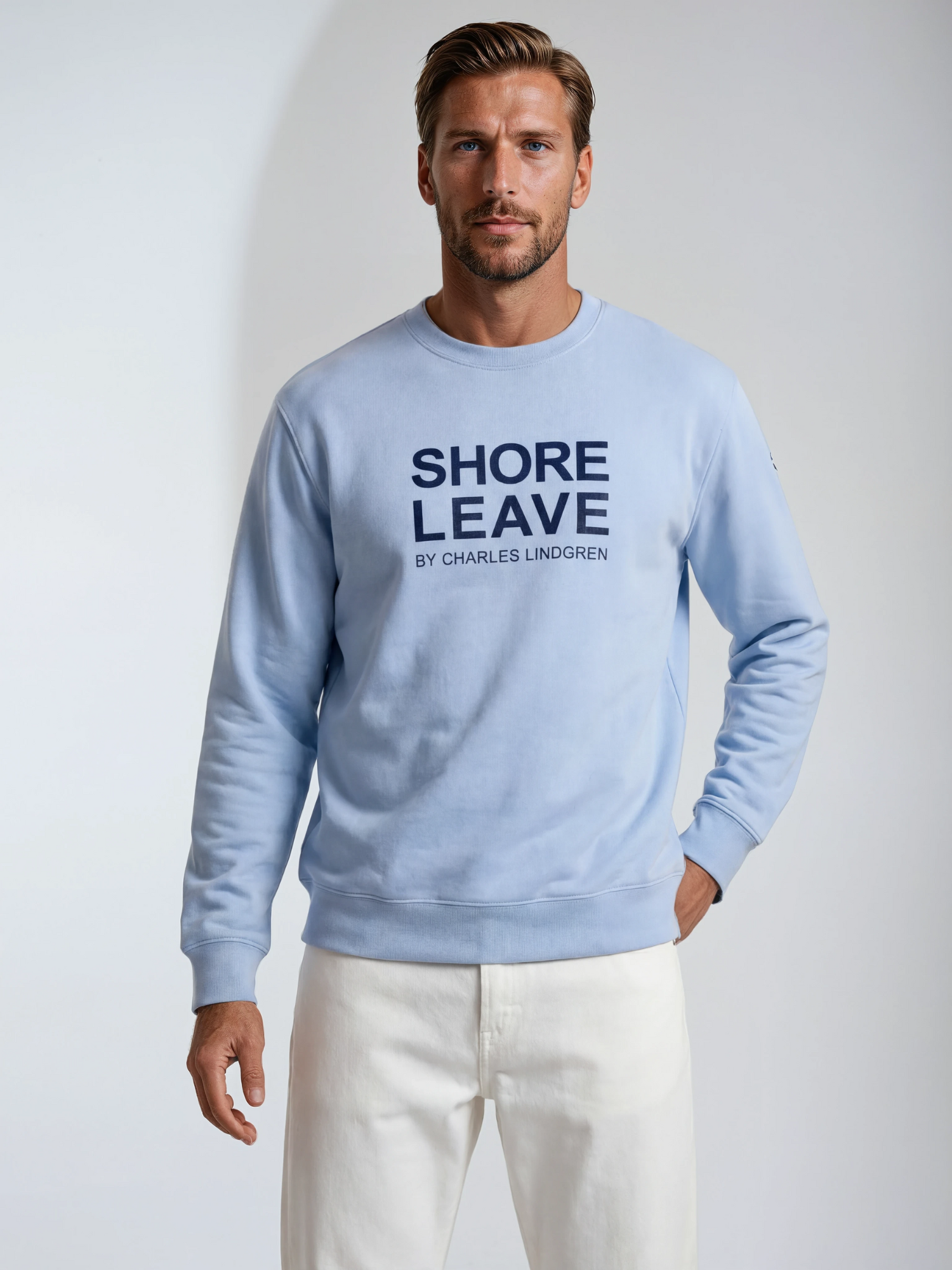 Charles Lindgren® – Herren & Unisex Sweatshirt „Shore Leave“ in Babyblau