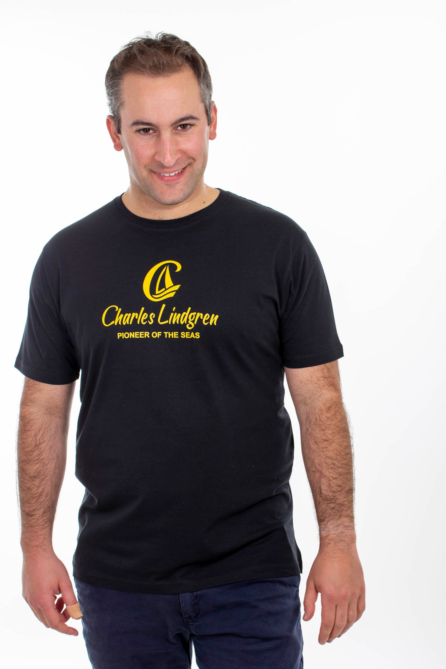 Charles-Lindgren-Pioneer-Sea-T-Shirt-Schwarz-Herren-Vorne