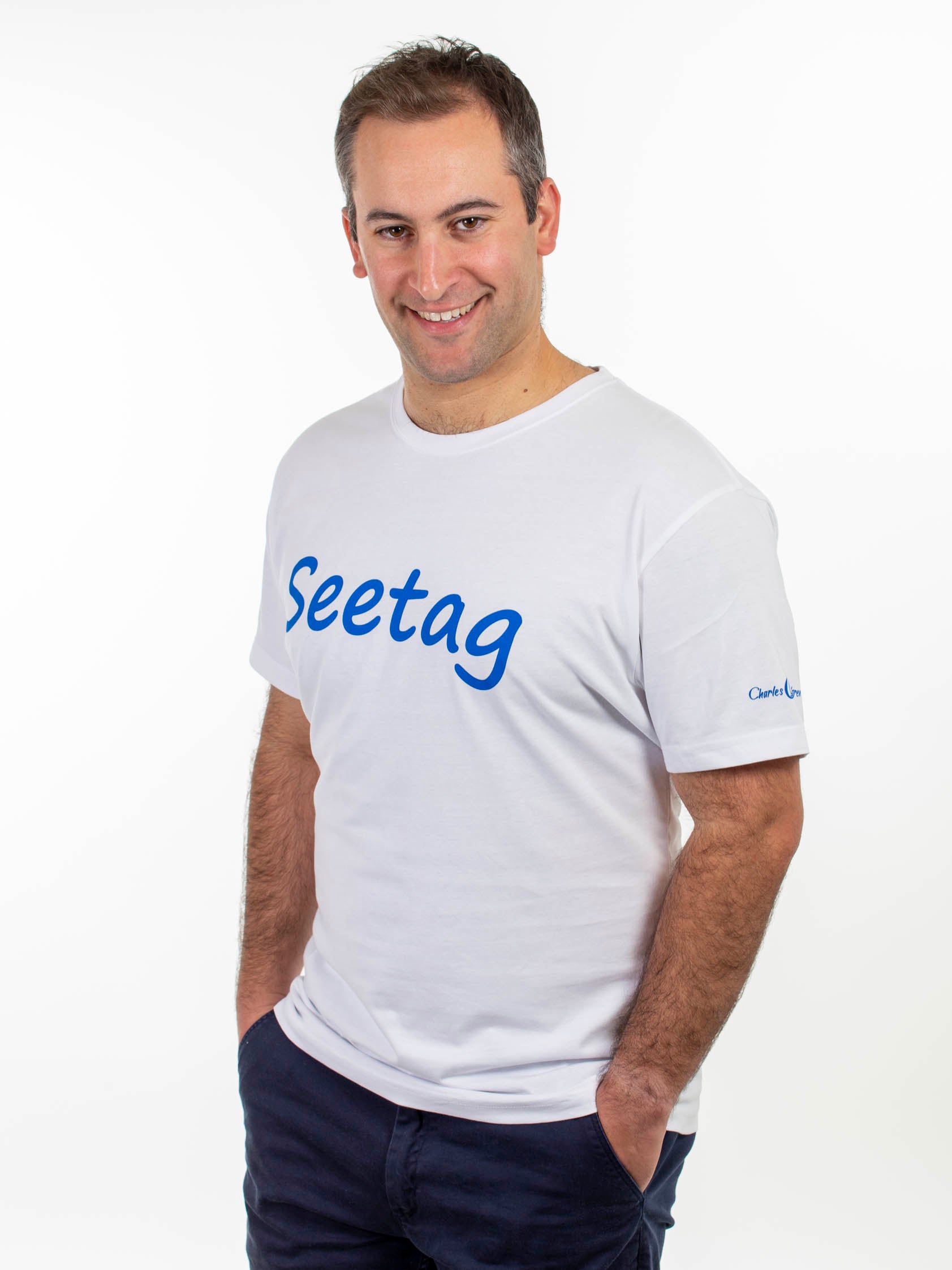 Weißes T-Shirt Seetag mit blauen Druck auf Brust und Ärmel